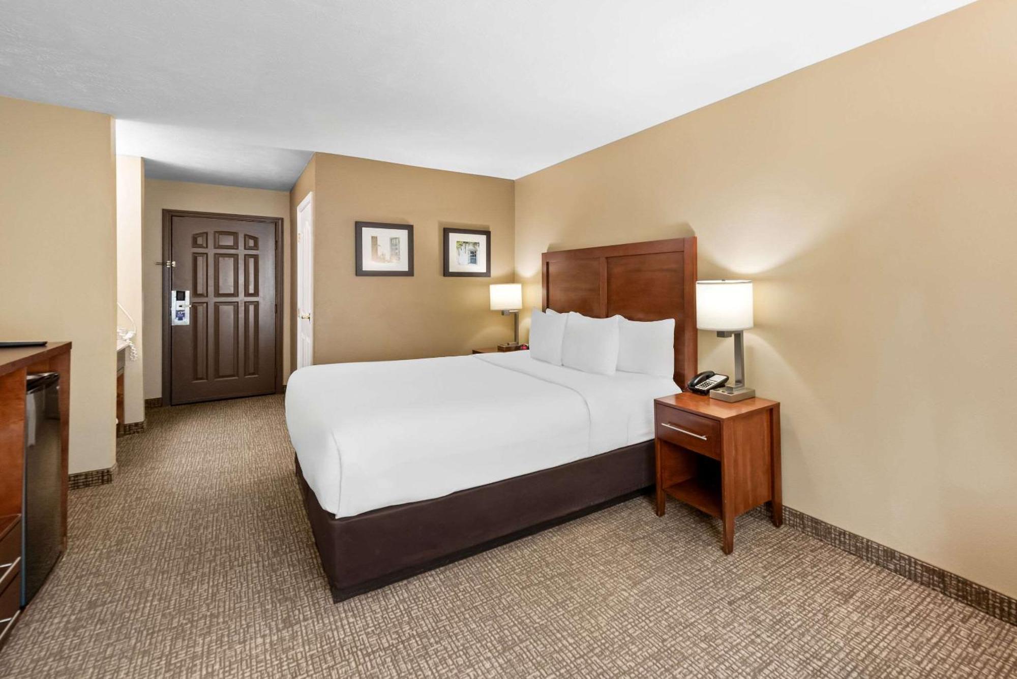 Hotel Mainstay I-8 3*