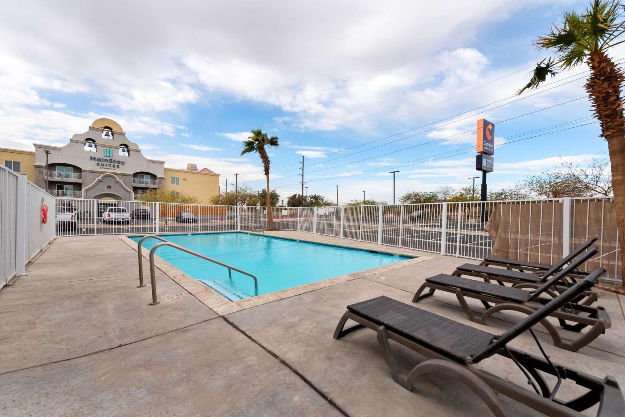 Mainstay I-8 El Centro