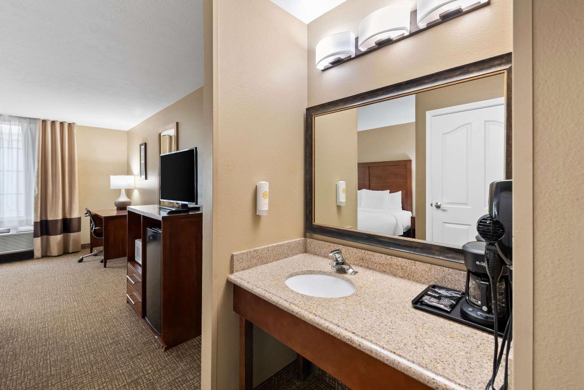 Hotel Mainstay I-8 3*